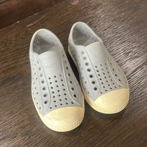 Native Jefferson kids size 8